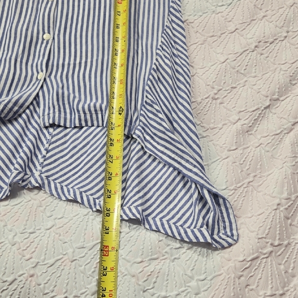 Max Studio Blue and White Striped Sleeveless Button Down Shirt - Picture 5 of 6